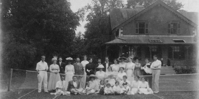 Aurora's First Tennis Club on the Grounds of Hillary House, 1913