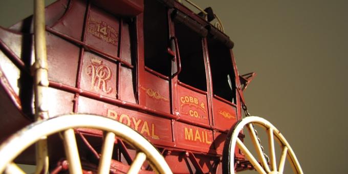 Model Stagecoach Delivers The Royal Mail